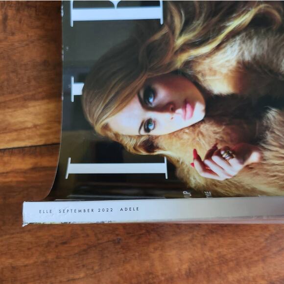 Elle Magazine Adele Sept 2022 Issue pre-owned - Picture 2 of 2